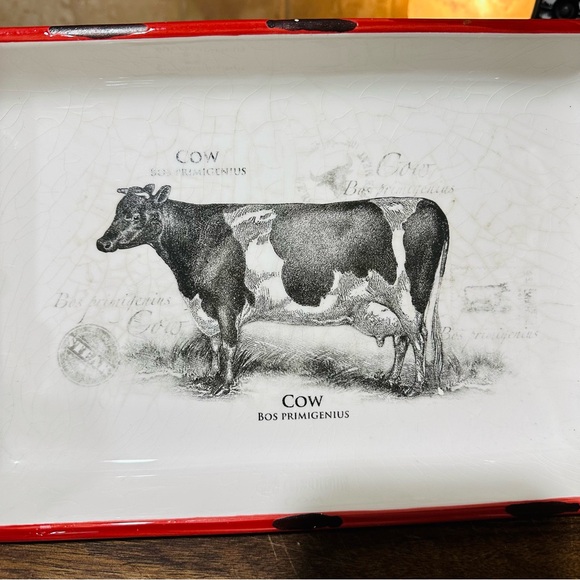 FARMHOUSE Red and White Serving platter with Vintage Cow Design white black red - Picture 4 of 8